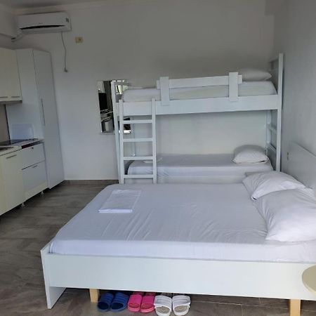 Luigi S Fairyview Apartment Sarandë Eksteriør bilde